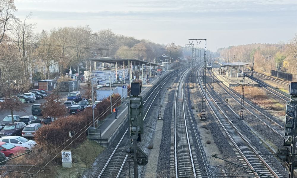 Bahnhof Rotenburg aus Perspektive der Bahnbrücke