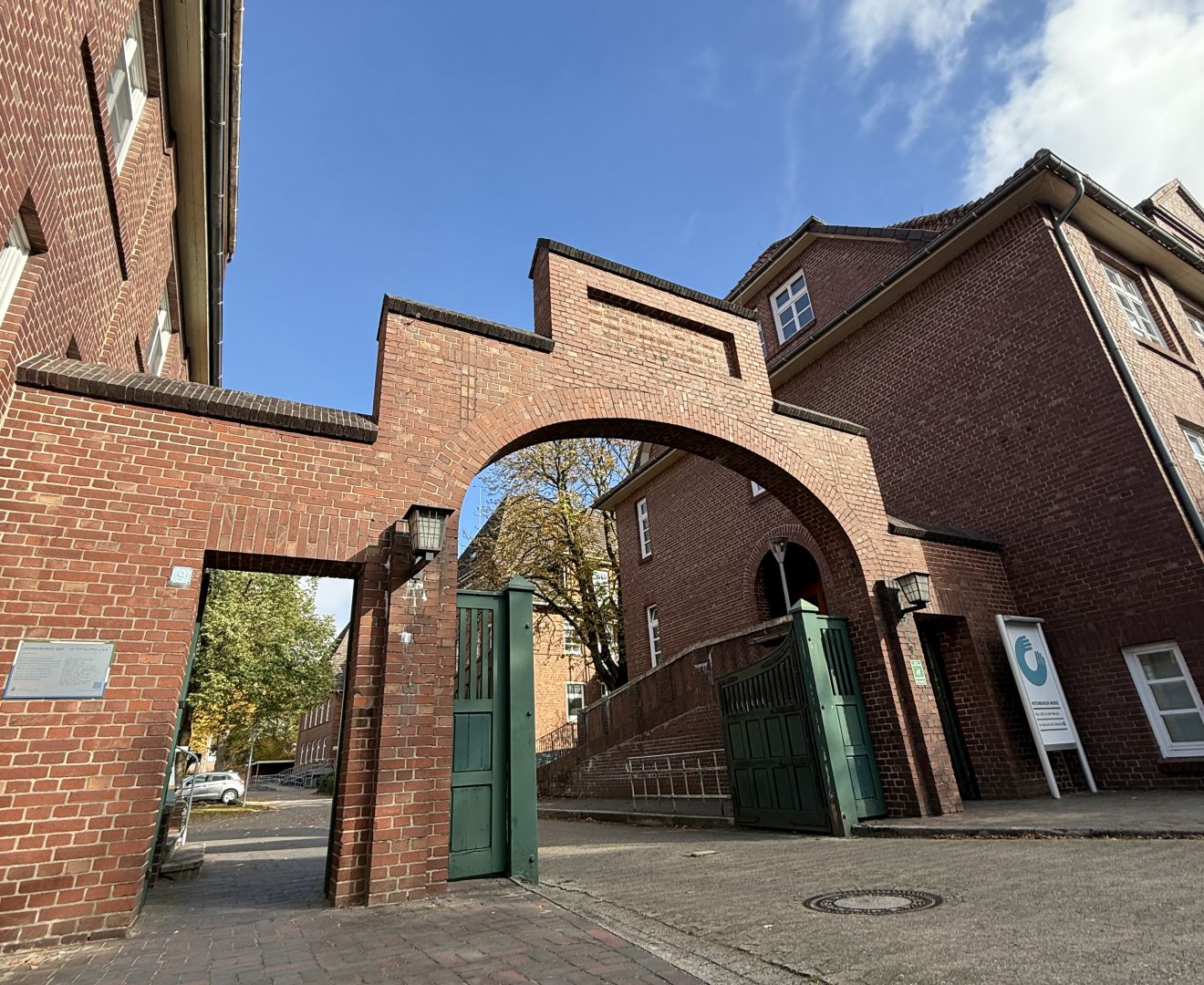 images/Projekte/M05 Innenstadt Funktionale Integration/Grunes Tor Rotenburger Werke Innovationsquartier.jpg#joomlaImage://local-images/Projekte/M05 Innenstadt Funktionale Integration/Grunes Tor Rotenburger Werke Innovationsquartier.jpg?width=4032&height=3024